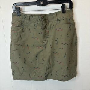Eddie Bauer Olive Green Mini Skirt with Multicolor Arrow Print
